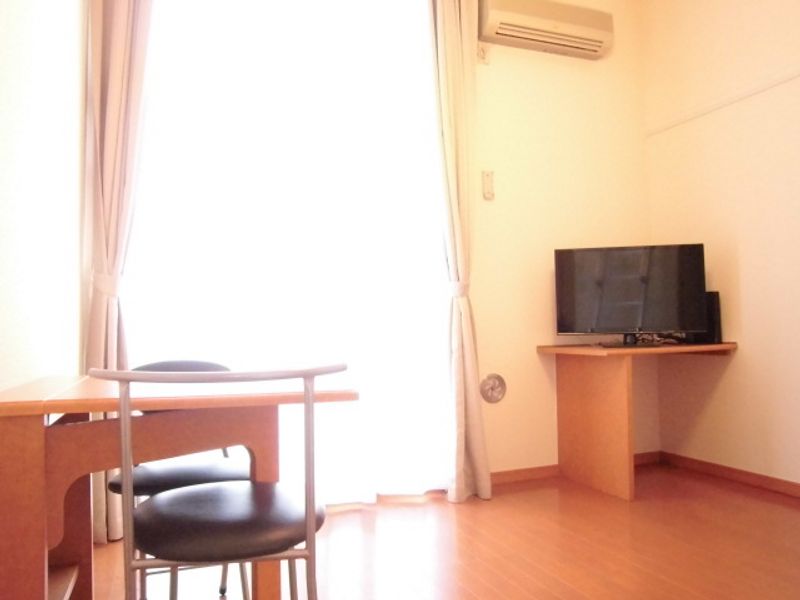 leopalace Flamingo 거실