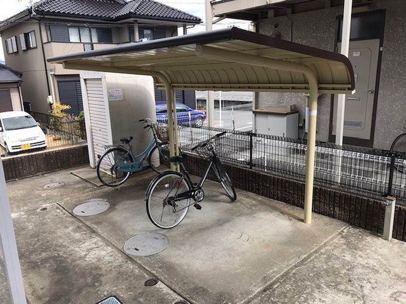 レオパレスレイワ 共用部分