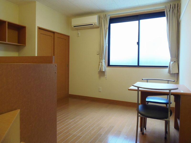 レオパレスＮＯＲＴＨ　中野 居間
