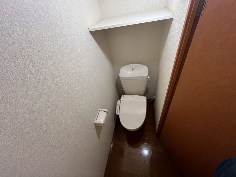 レオパレスフォーサイト　松山 トイレ