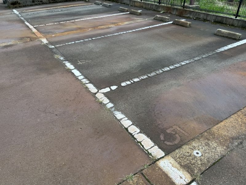 レオパレスすみだⅢ 駐車場