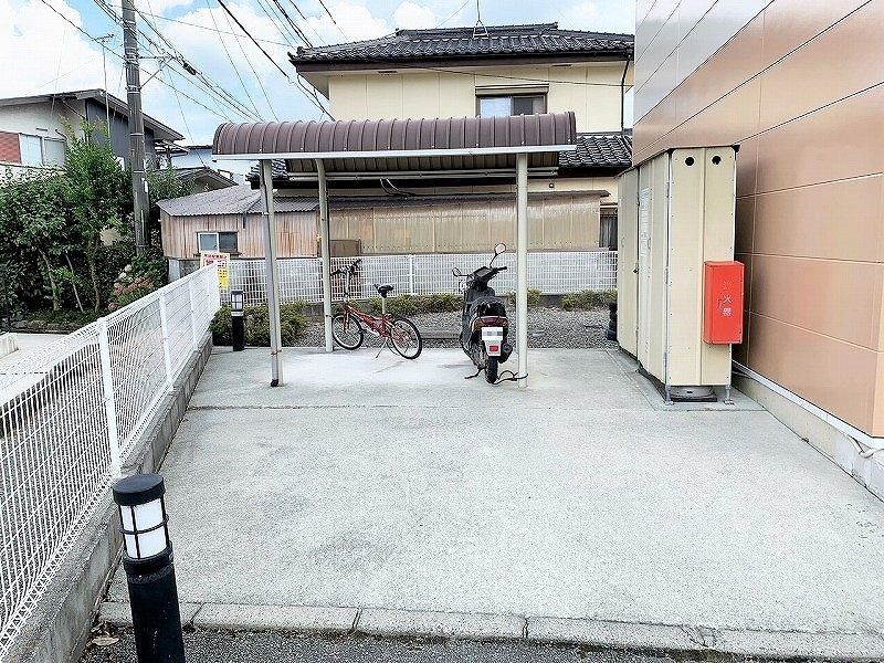 レオパレスピレーネ 共用部分
