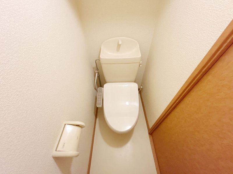 レオパレスグレーシーせきの上 トイレ