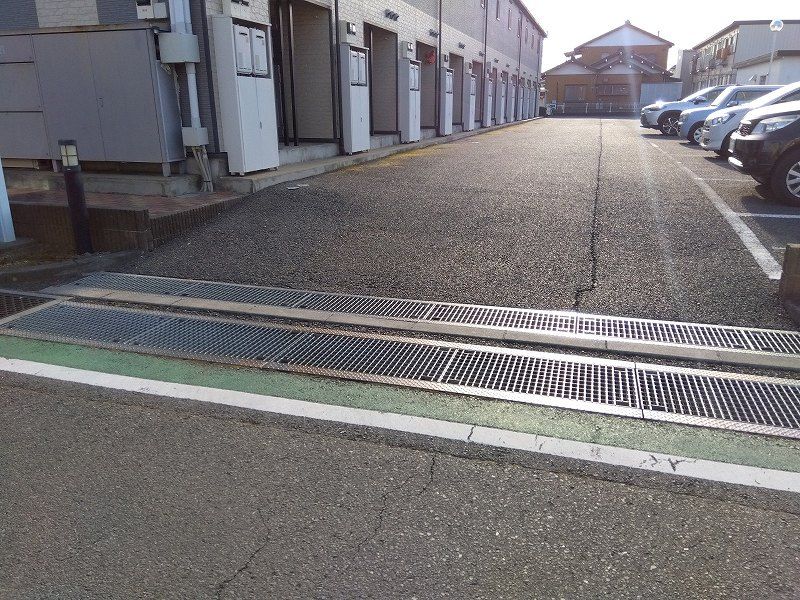 レオパレスレミナール並木 エントランス