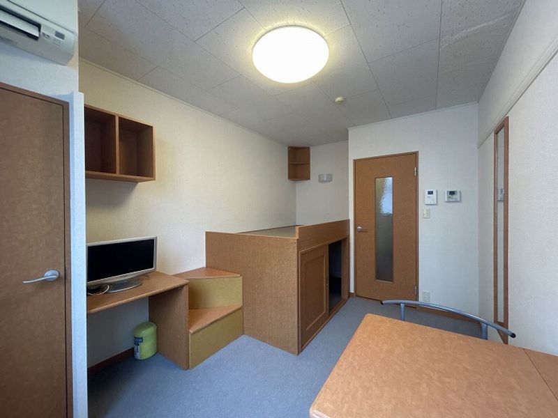 レオパレスセレーヌ新高円寺 居間