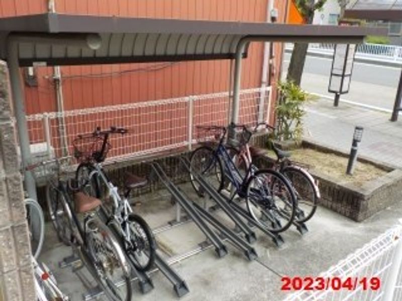 レオパレスＩＳＨＩＤＡ 共用部分