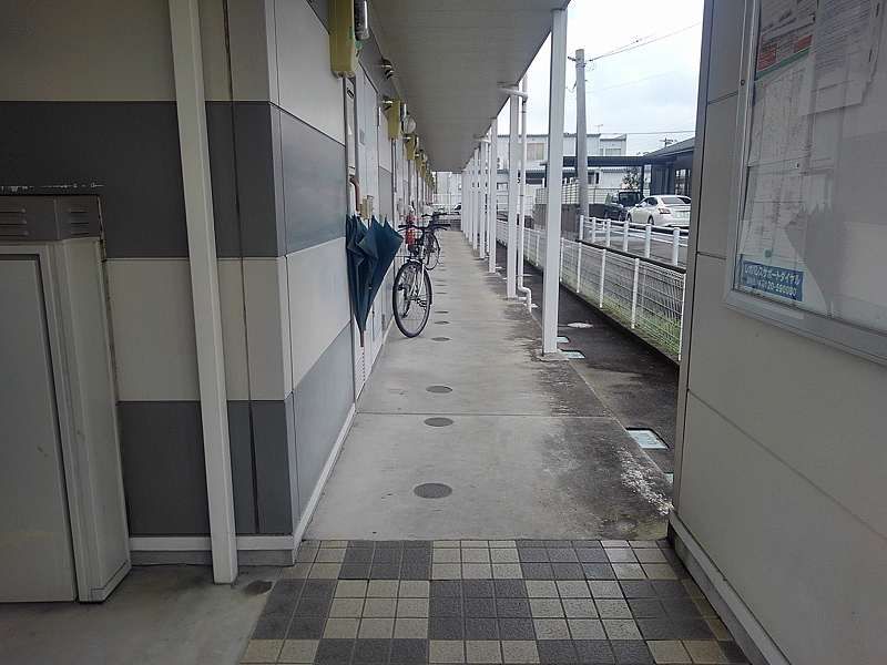 レオパレス三福 共用部分