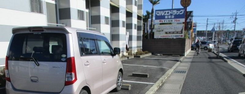レオパレスパール２００１ 駐車場