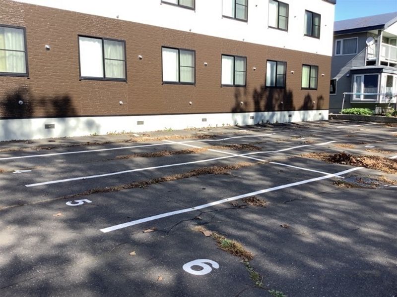レオパレスＳｏｌｅａｄｏ 駐車場