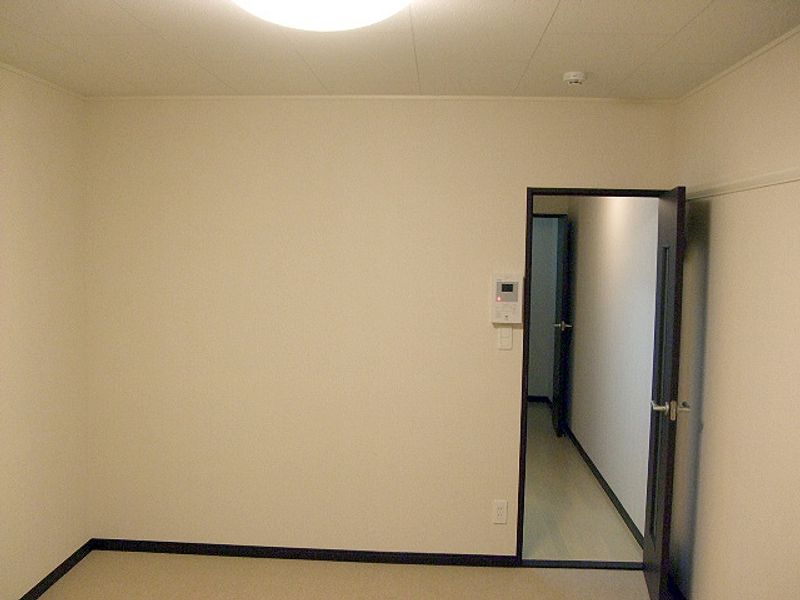 LEONEXT Turtle Crane I Phòng khách