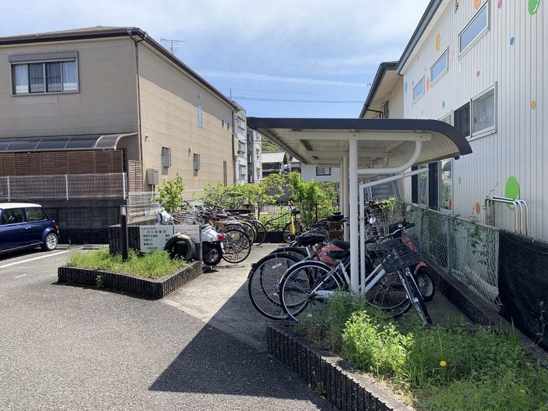 レオパレスエクレール福井 共用部分