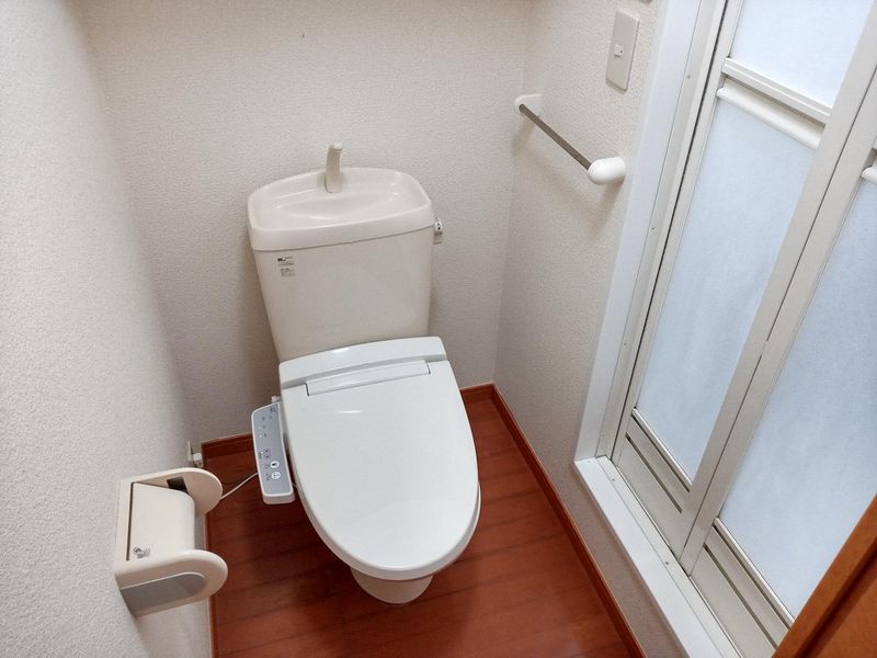 レオパレスアカサカ トイレ