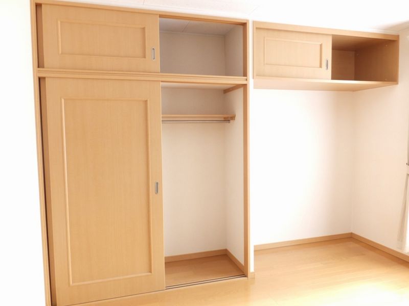 leopalace Azami Storage