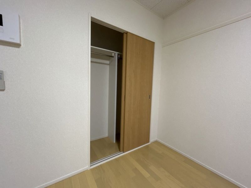 レオパレスウイングコートヤチヨ 収納