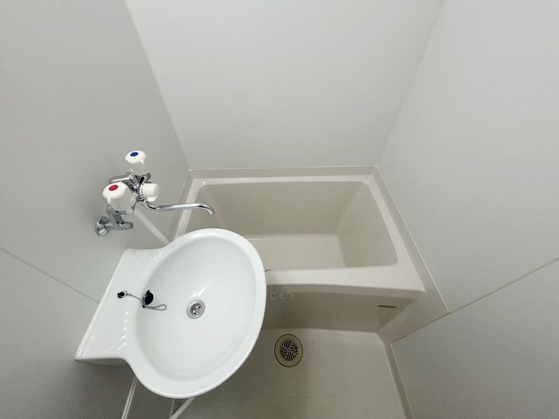 レオパレスアンテパサード原町 風呂