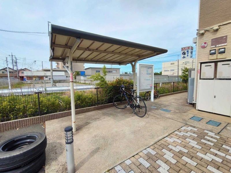 レオパレスクレセント 共用部分
