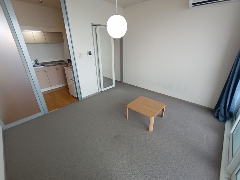 レオパレスルナⅠ 寝室