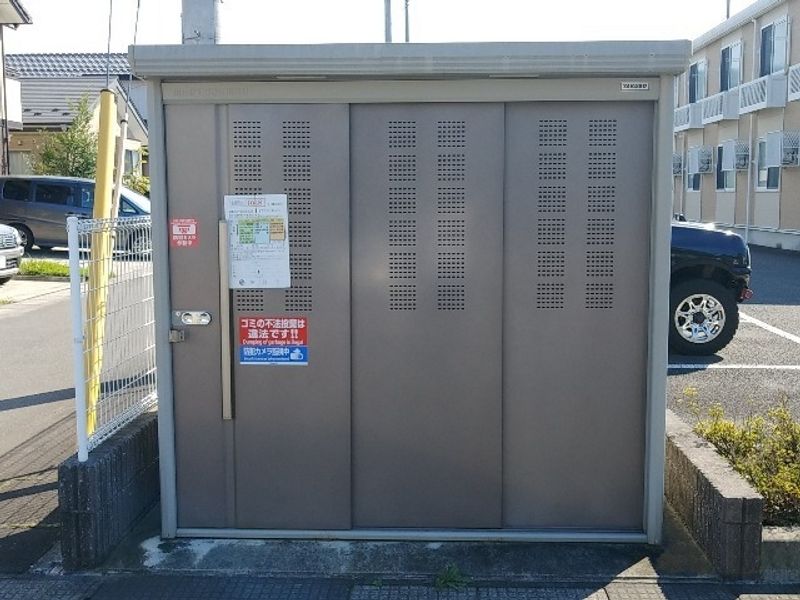 レオパレス美田園 共用部分