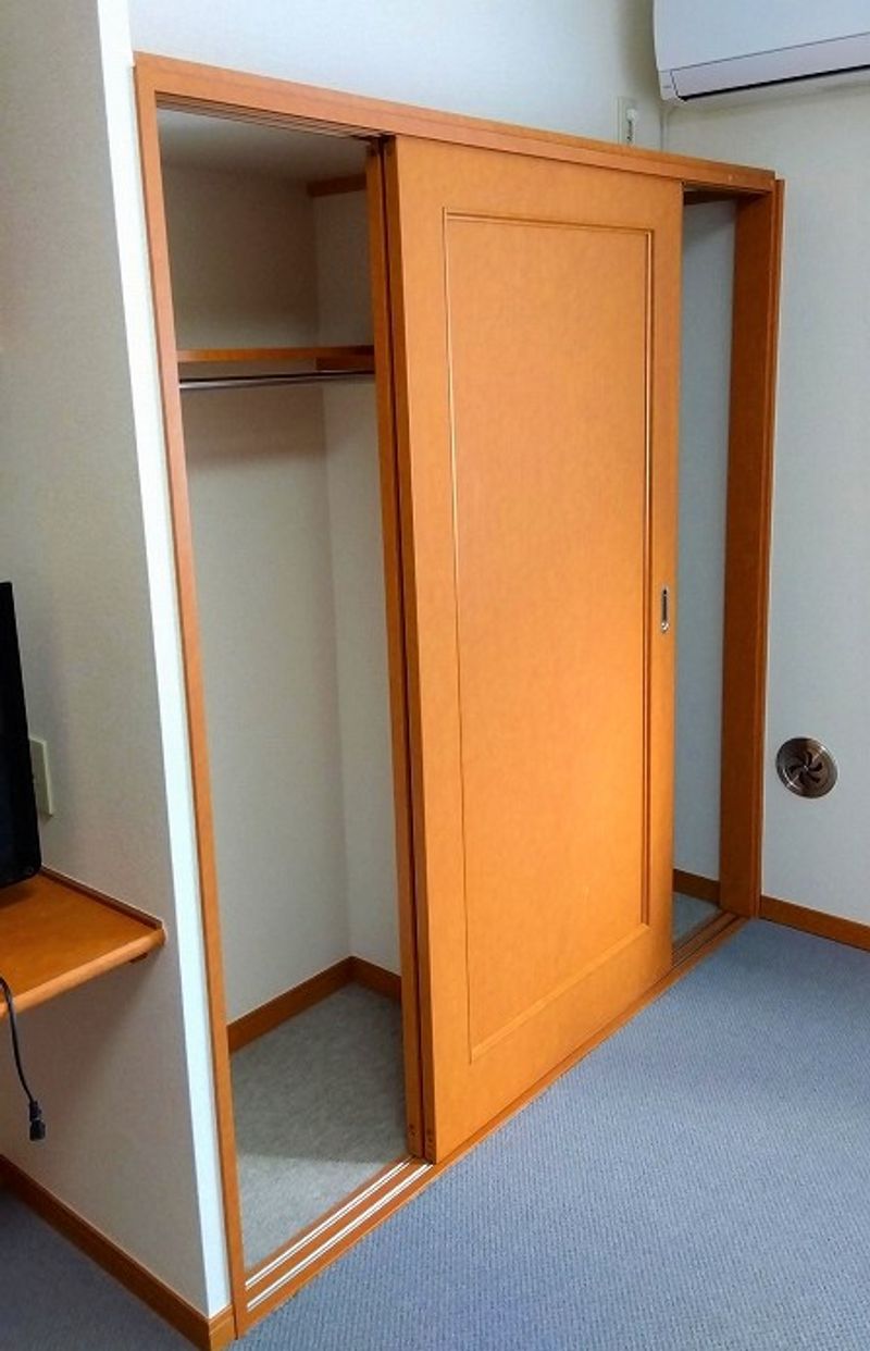 レオパレスポトリバＧ 収納