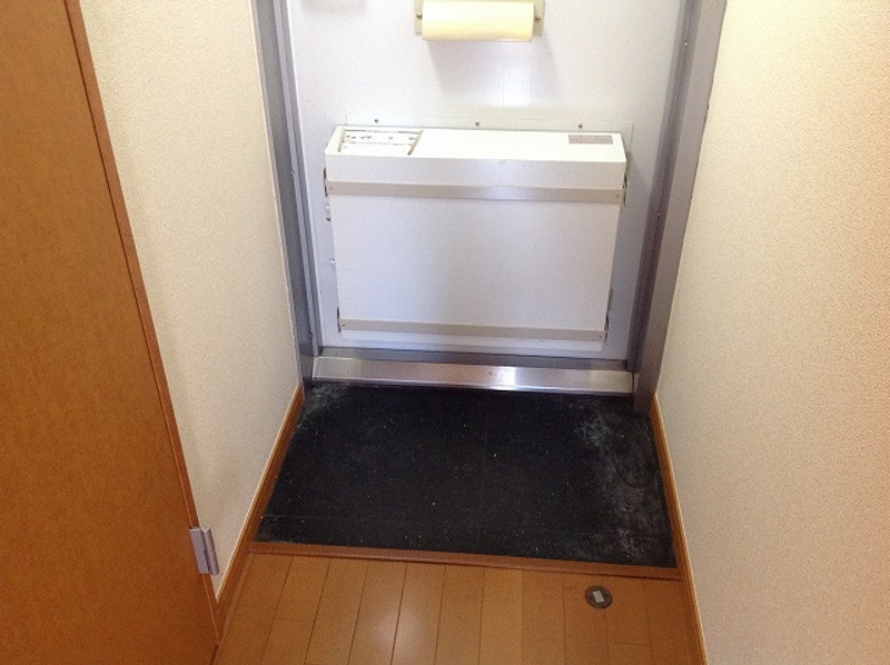 leopalace Kambe 玄关