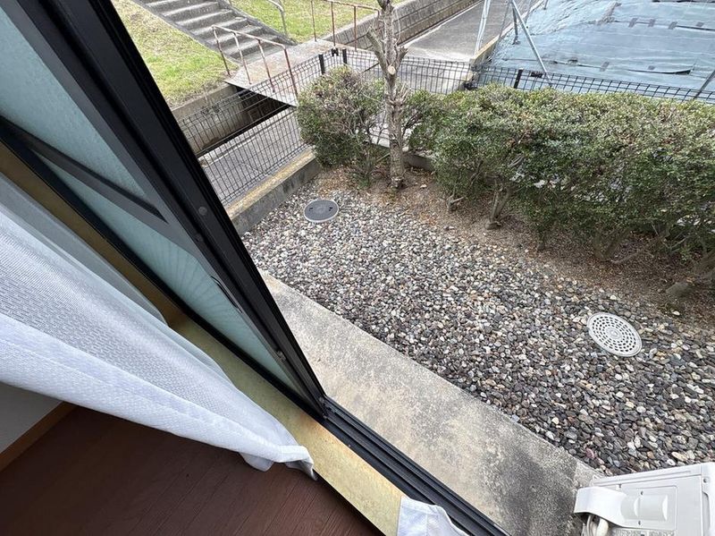 レオパレスエクシード塩浜 バルコニー