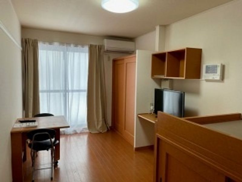 レオパレスヴィタ　ノーバ 居間