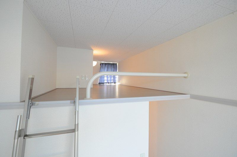 レオパレスメイプルＩ 寝室