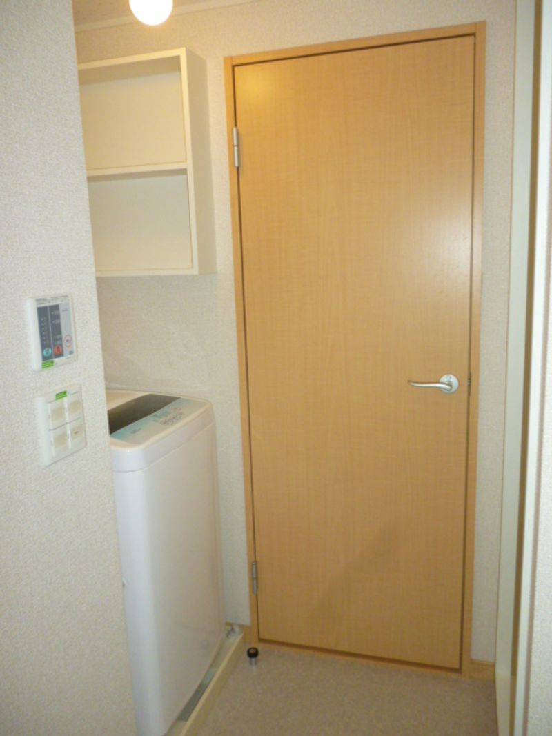 LEONEXT Milan 기타