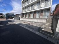 leopalace Ou Daigaku 停车场