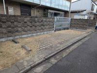 レオネクストルミニア 駐車場