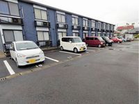 レオパレスサザン 駐車場