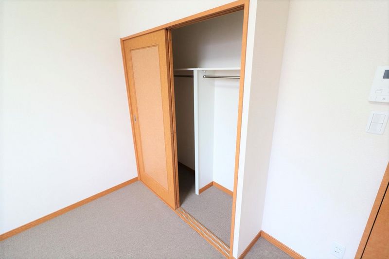 レオパレス本天沼ＥＴ 収納