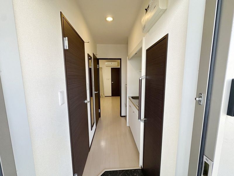 CLEINO Oki Lối vào