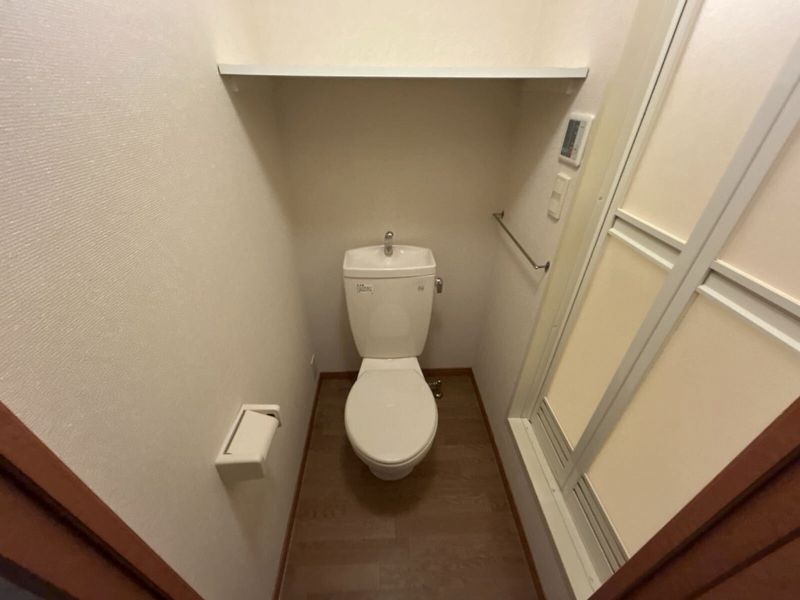 レオパレスオータム トイレ