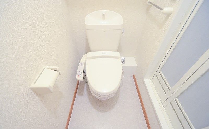 レオパレスリバートップ トイレ