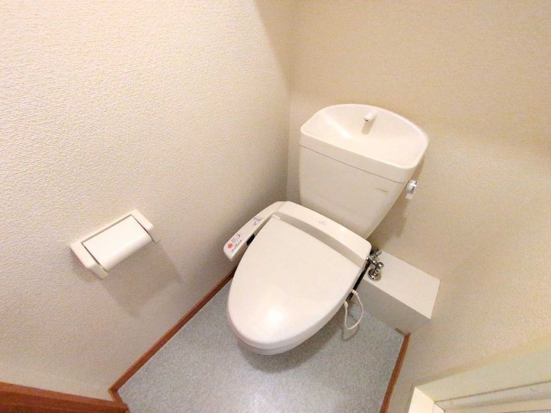 レオパレスＣａｓｅｒｏ　野里 トイレ