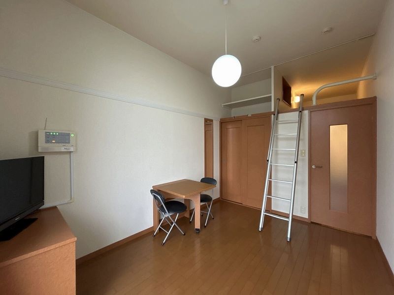 レオパレスゆげたⅡ 居間