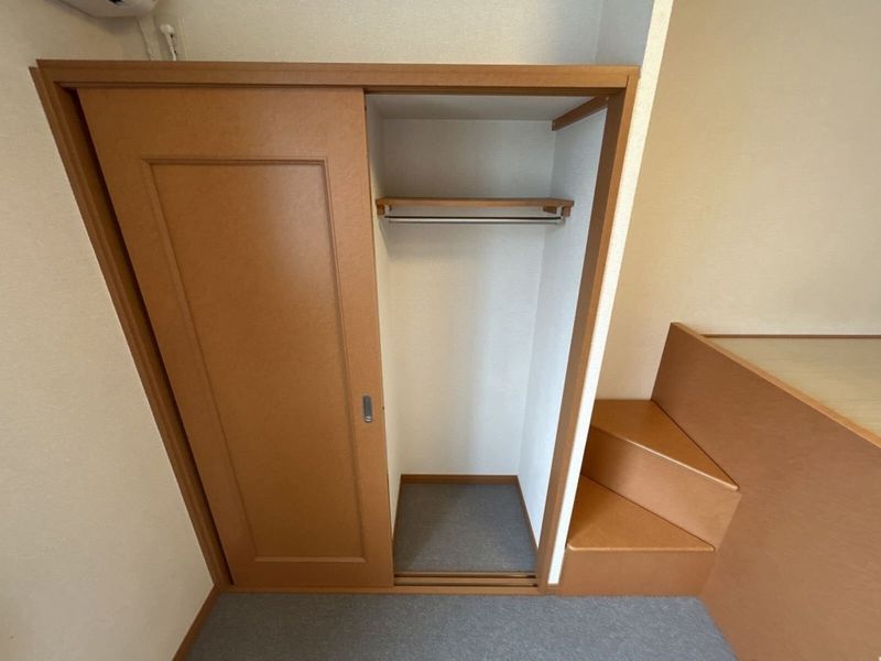 レオパレス寿 収納