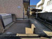 レオパレスコンフォート成城 エントランス