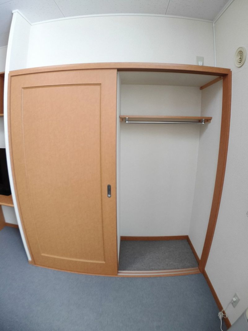 レオパレス忠和 収納