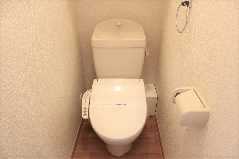 レオパレス向田 トイレ