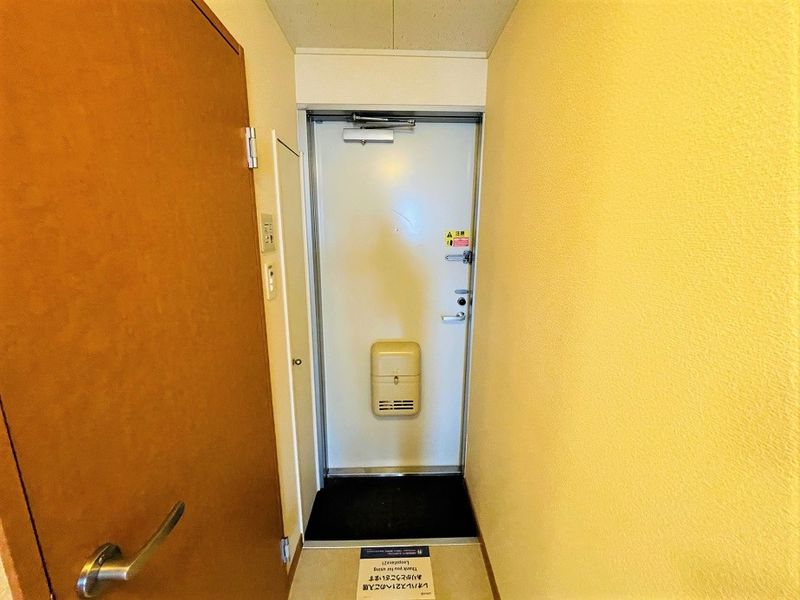 レオパレス青柳町 玄関