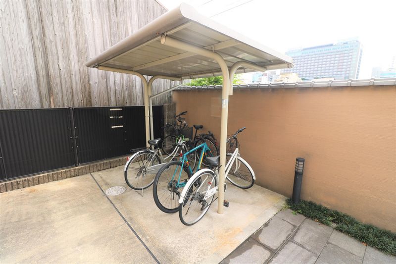 レオパレス川端御池 共用部分