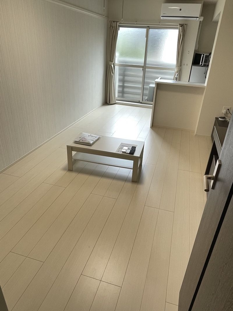 ミランダアザレア 居間