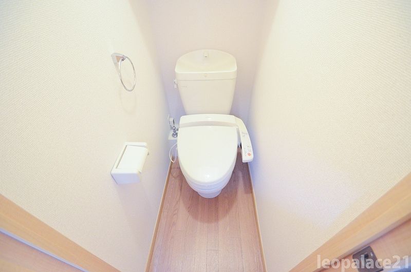 レオパレスすずらん トイレ