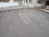 レオパレスＬｅｏＨＩＲＡＮＯⅡ 駐車場