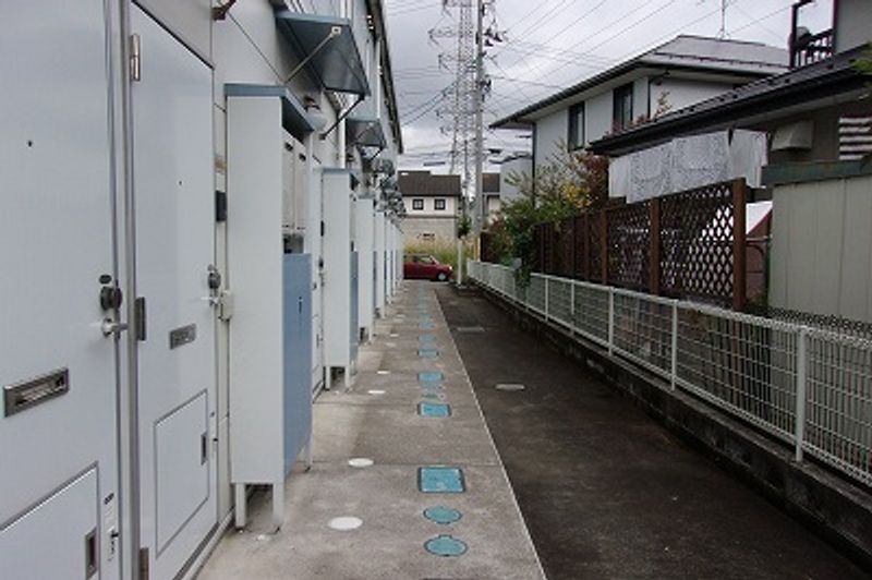 レオパレスセレルラ野田町 エントランス