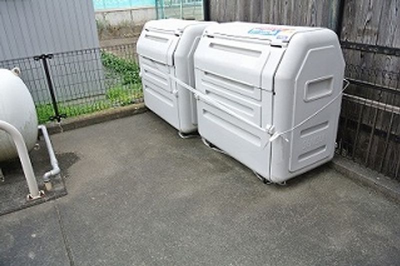レオパレスバシレイオン その他
