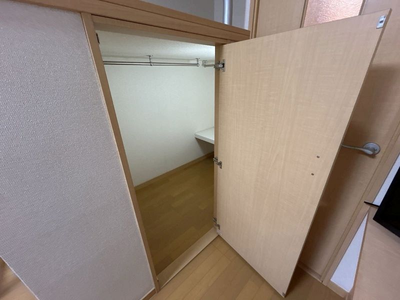レオパレスブリリアント 収納