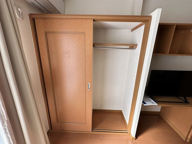 レオパレスシャルマンピエース 収納